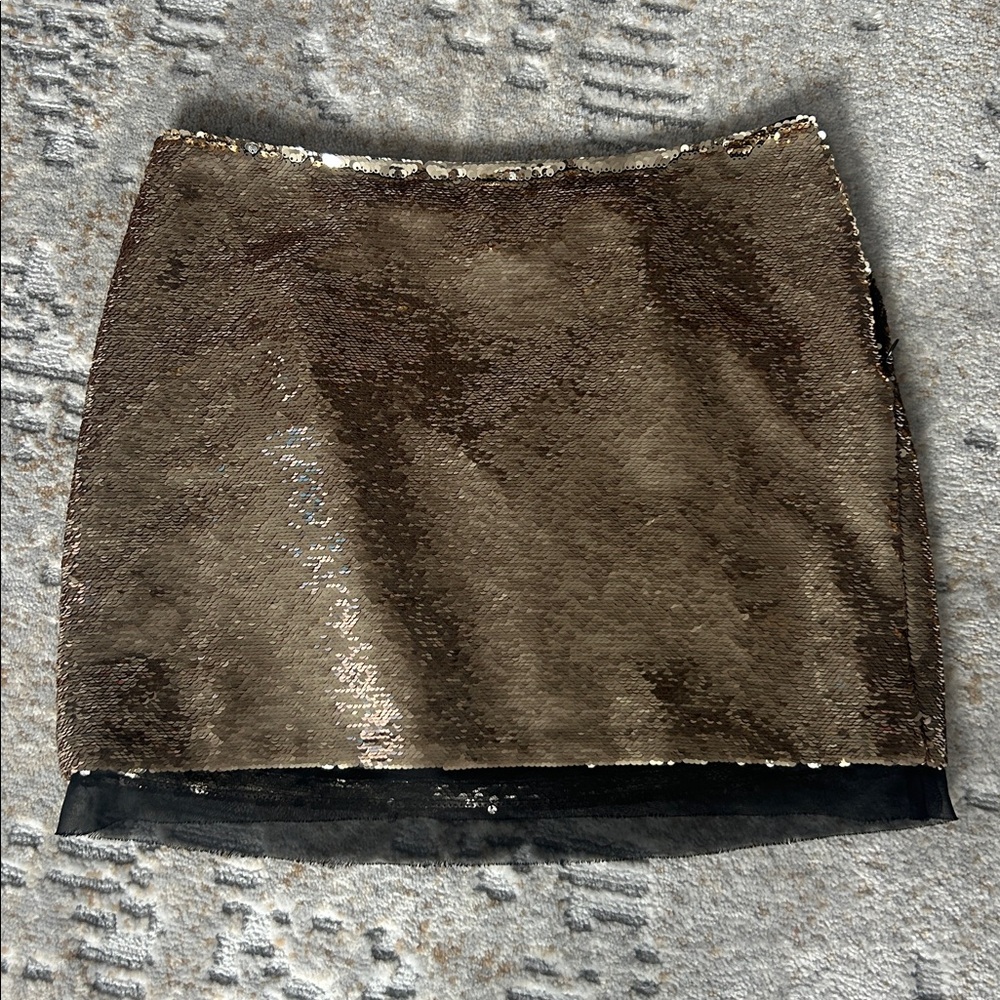 Rachel Zoe Gold Sequin mini skirt size 4